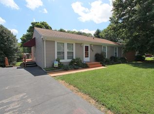 250 Spring Grove Dr, Vinton, VA 24179