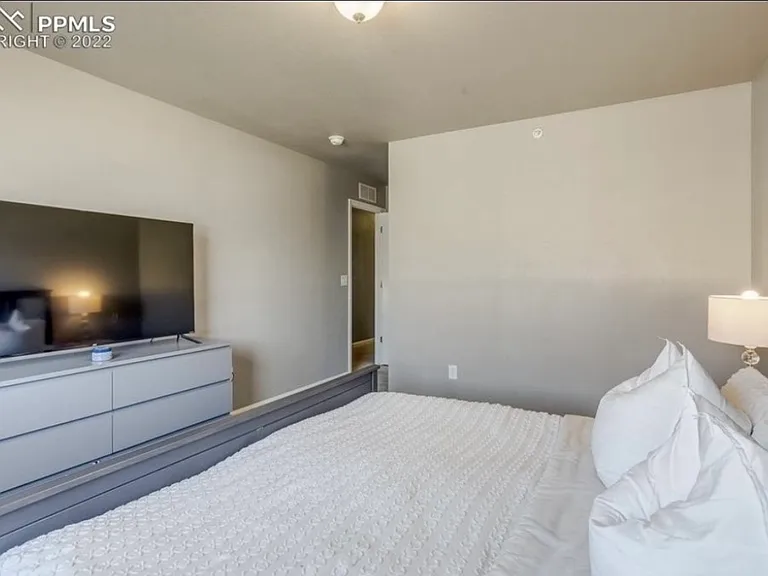 4341 River Line Grv — Photo 10