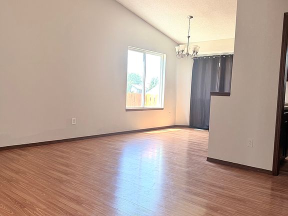 2nd image of 2117 S Rogers Cir