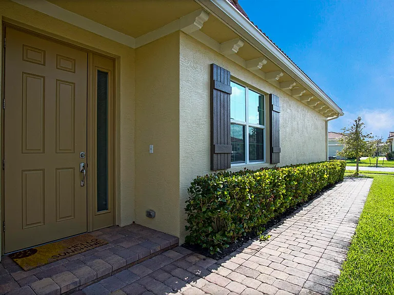 24060 SW Firenze Way — Photo 3