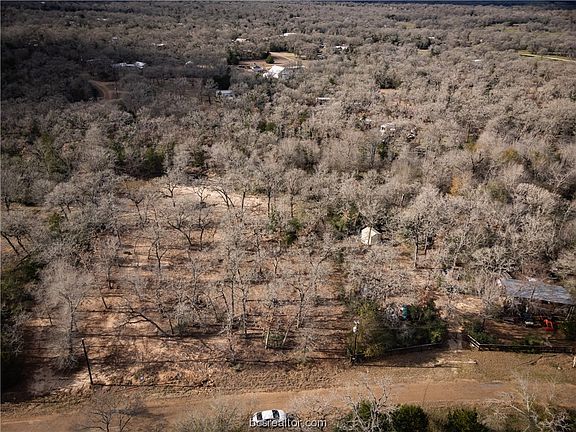 3rd image of 295 Cowboys Dr