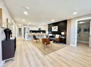 938 Tiffany Pl #A, Longmont, CO 80501