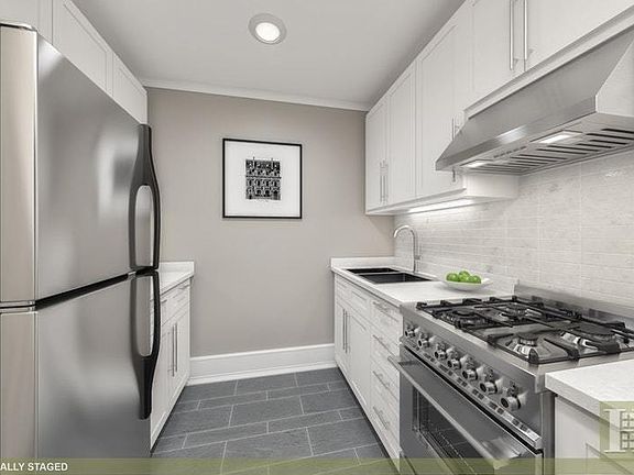 3rd image of 18 W 14th St #7BS