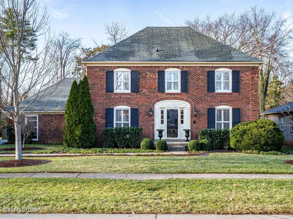 1912 Bainbridge Row Dr, Indian Hills, KY 40207