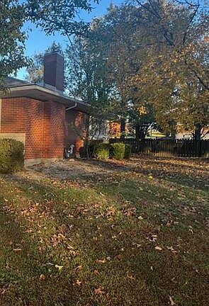 2nd image of 106 Taylor Dr