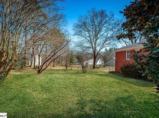 202 Kennedy Dr, Greenville, SC 29605