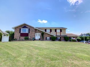 5982 Memorial Rd, Germansville, PA 18053