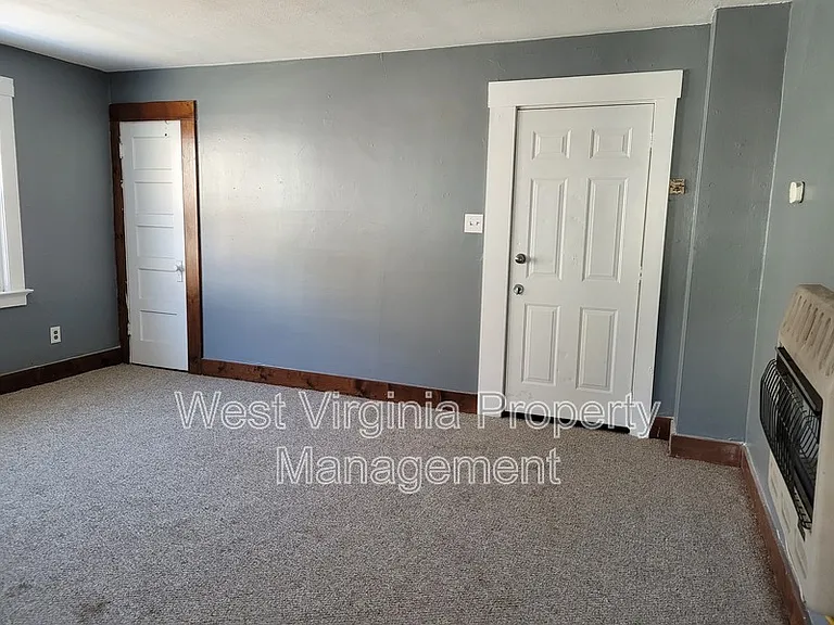119 Route 60 — Photo 10