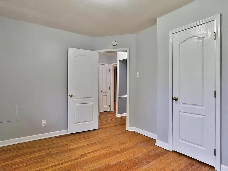118 Irene Dr — Photo 10