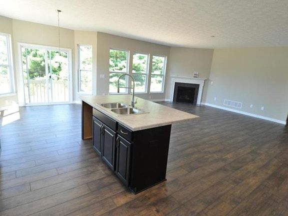 4th image of 4468 Shady Blossom Ln Lot 4