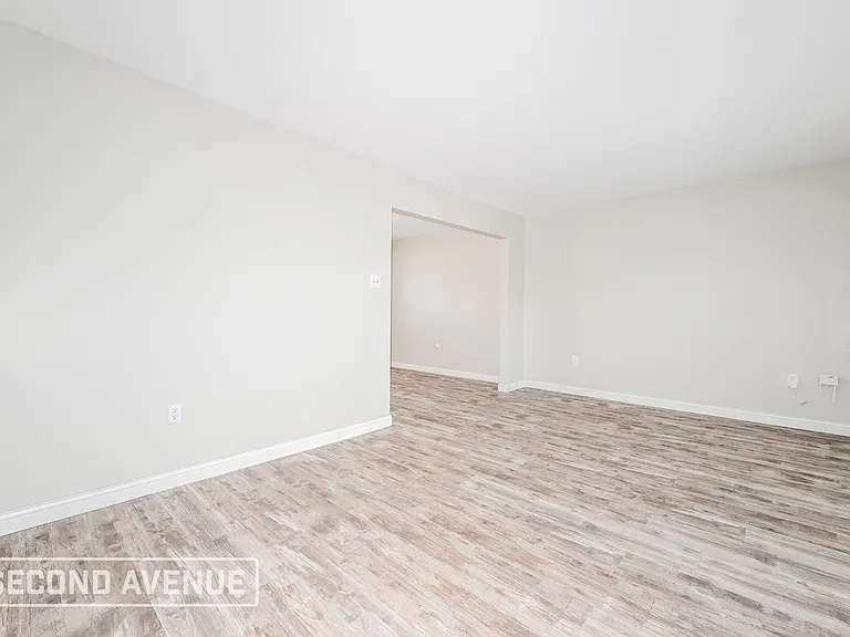 104 Amy Dr — Photo 9