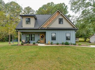 278 Dry Valley Rd, Rossville, GA 30741