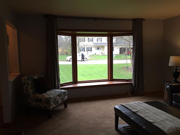 5th image of 3222 Ravenwood Ave