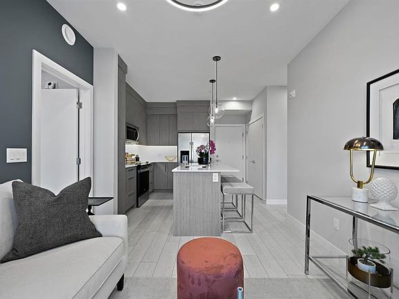 2nd image of 63 E Corner Glen Cres NE #2116