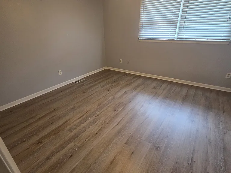 2029 Eastwood Rd #103 — Photo 9