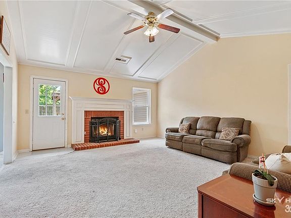 4th image of 1957 S Tallgrass Dr
