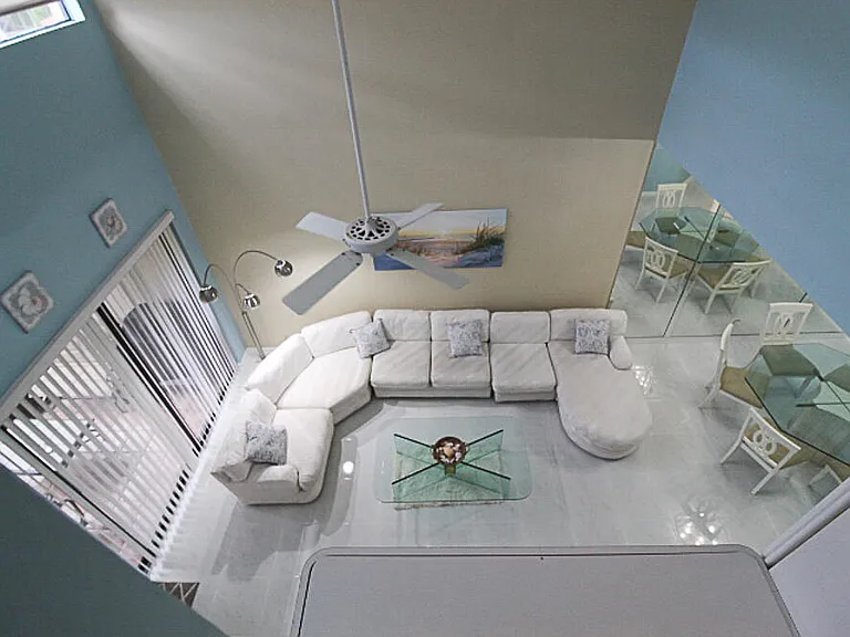 886 Windermere Way — Photo 10