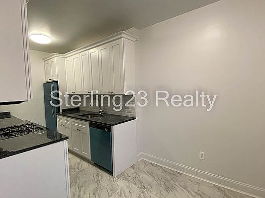 4th image of 83-64 Talbot St #4-B