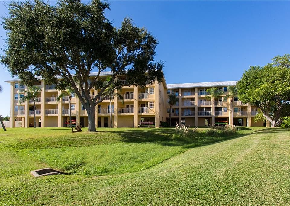 1st image of 1125 Pinellas Bayway #100A