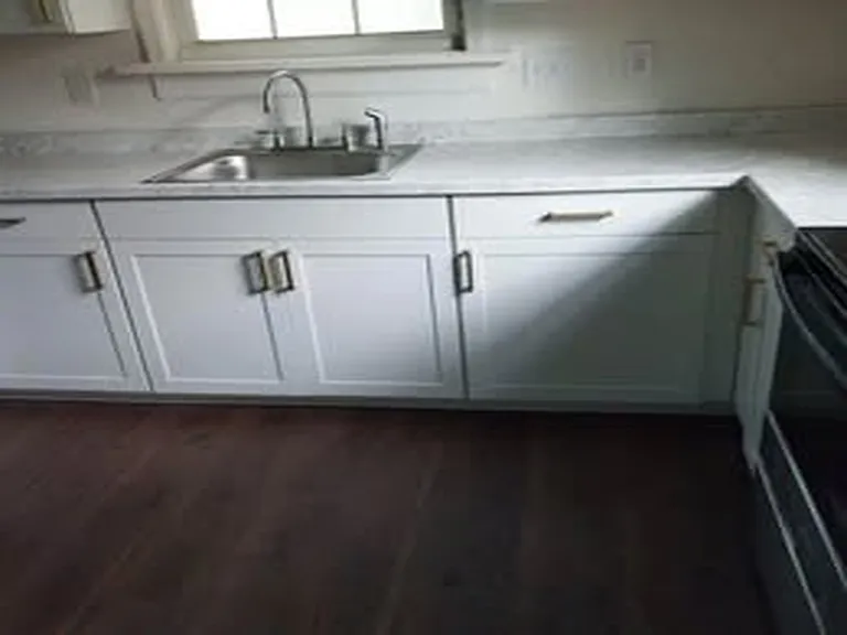 804 Woodbury St #804 — Photo 11
