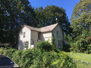 461 N Fox Ave, Belford, NJ 07718