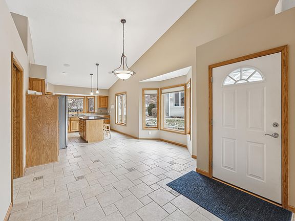 4th image of 4818 Moon Lake Cir