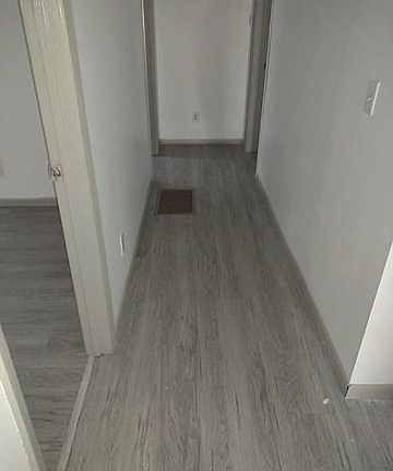 3rd image of 23 Bowery St