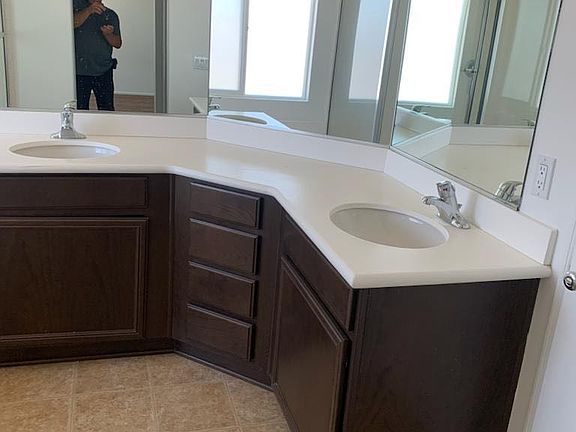 5th image of 15004 Riverview Ln