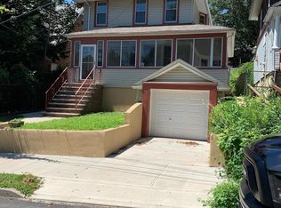 130 Highview Ave, Staten Island, NY 10301