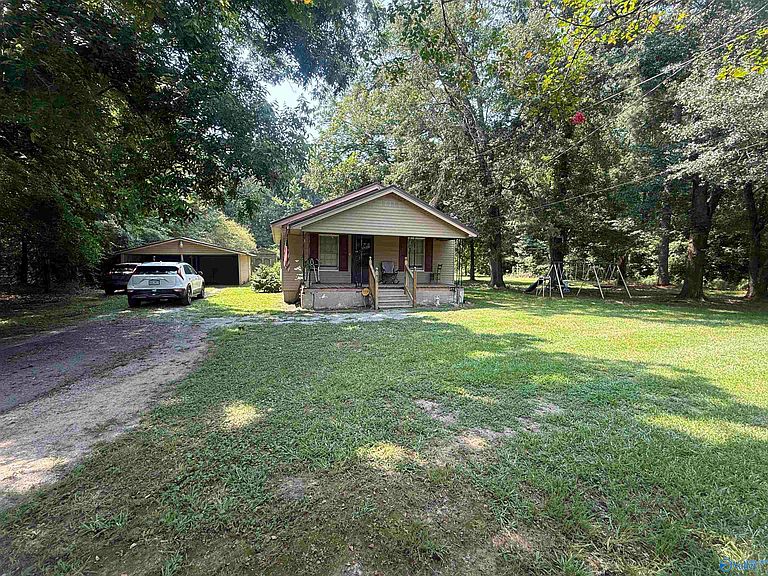 Listing photo 4