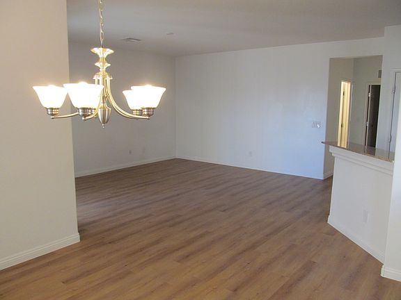 3rd image of 9619 Vega Carpio Ave