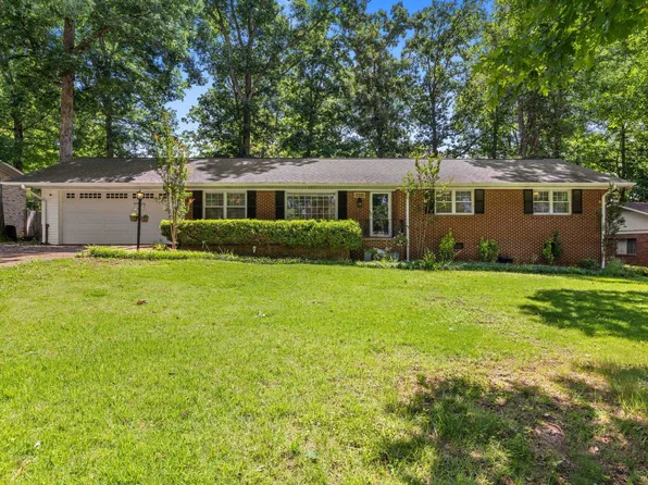 210 Shirley Dr, Florence, AL 35633