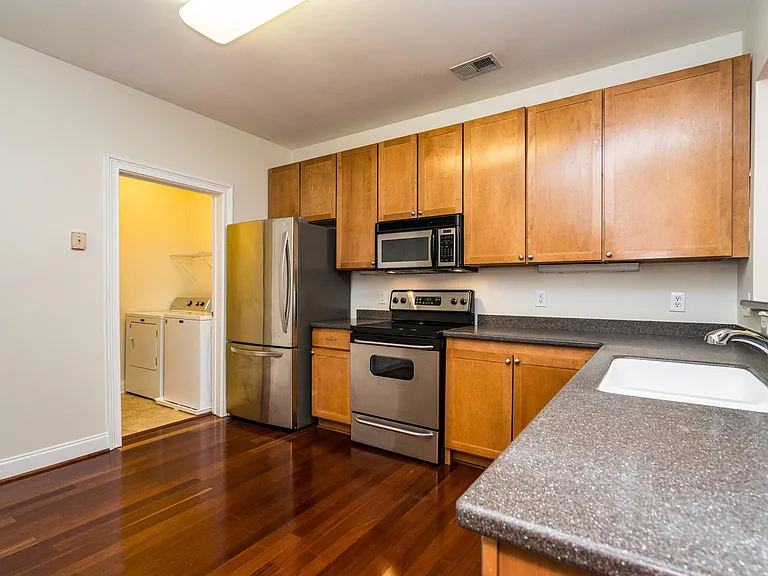3810 Lunceston Way — Photo 10