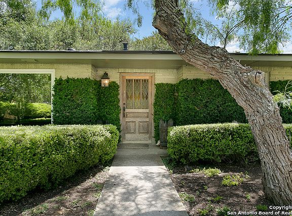 3rd image of 106 Sunflower Ln