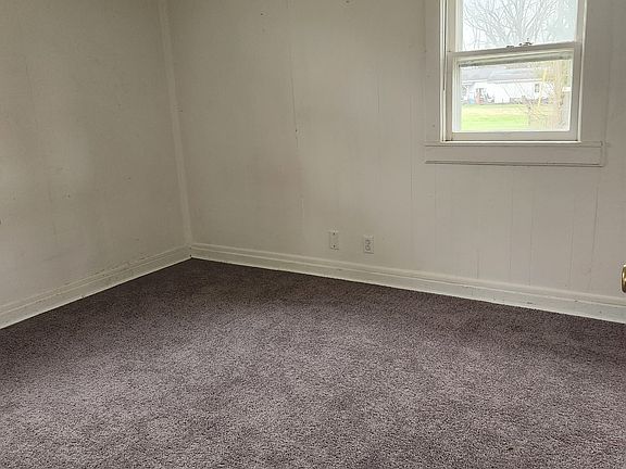 4th image of 2422 White St