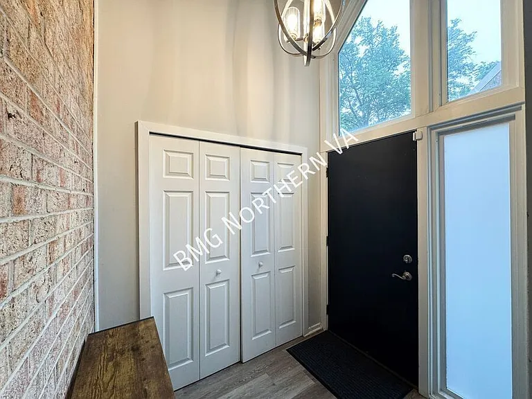 1476 Greenmont Ct — Photo 2