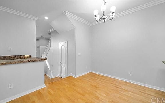 5th image of 5506 W 149th Pl Unit 13