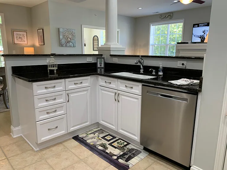 9033 Rosalyn Glen Rd #9033 — Photo 11