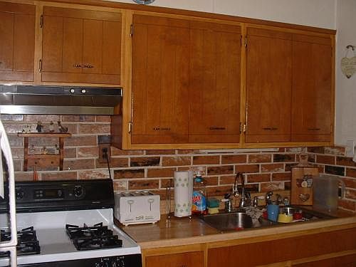 2nd image of 3431 Loganview Dr