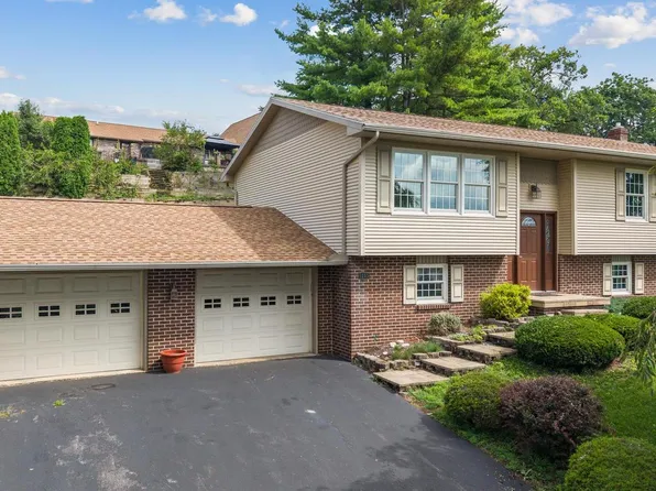 1255 Fairview Dr, Bellefonte, PA 16823