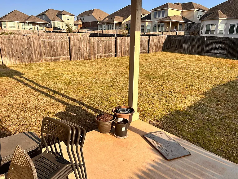 1224 Leaning Oak Ln — Photo 23