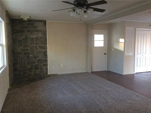 2nd image of 8 Ipswich Dr