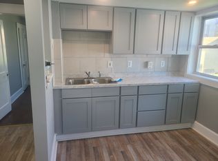 52 1/2 Main St #1, Sutton, MA 01590