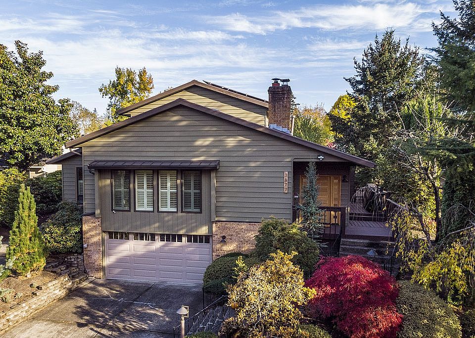 1st image of 3877 SE Licyntra Ln