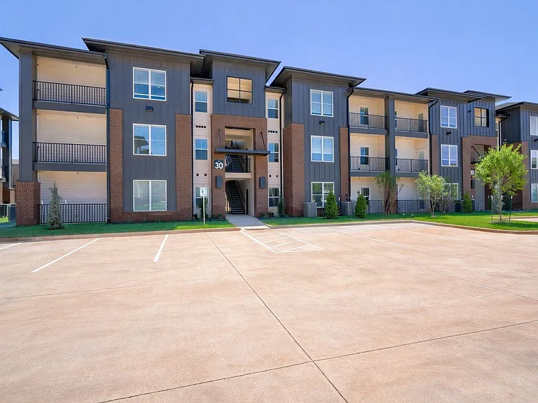 The Encore Apartments — Photo 19
