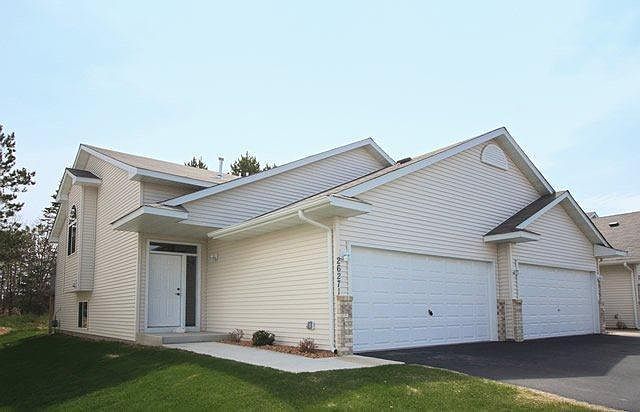 Nice unit in Norway Ridge Townhome Development