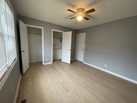 Upstairs bedroom2