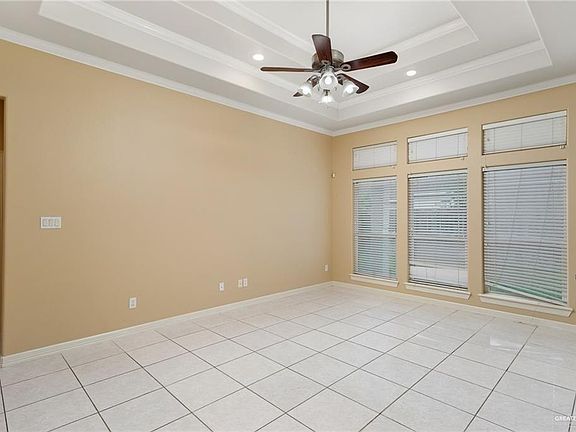 5th image of 3404 Flamingo Ave