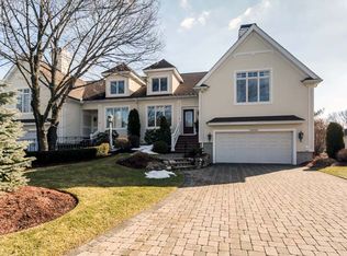 1 Trumpeters Ln, Andover, MA 01810