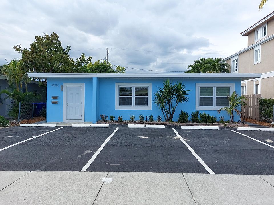 1st image of 4537 Bougainvilla Dr #2